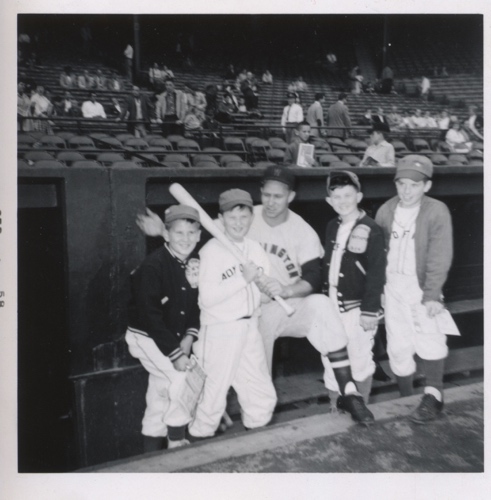 players with bigleaguer 1.jpg players with bigleaguer 1.jpg